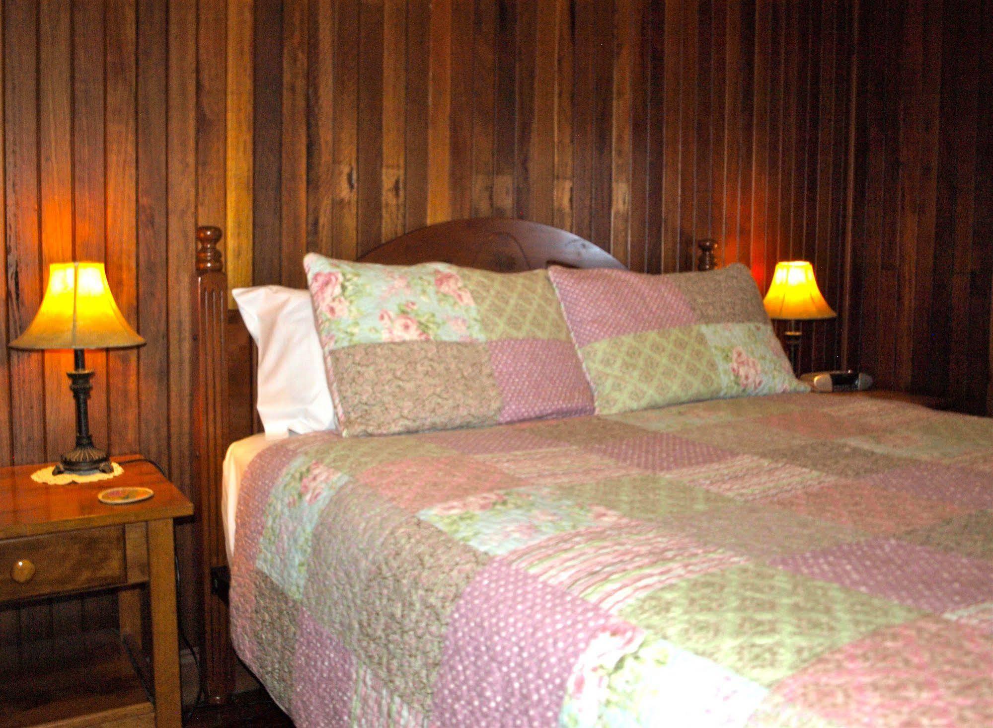 Amamoor Lodge Екстериор снимка